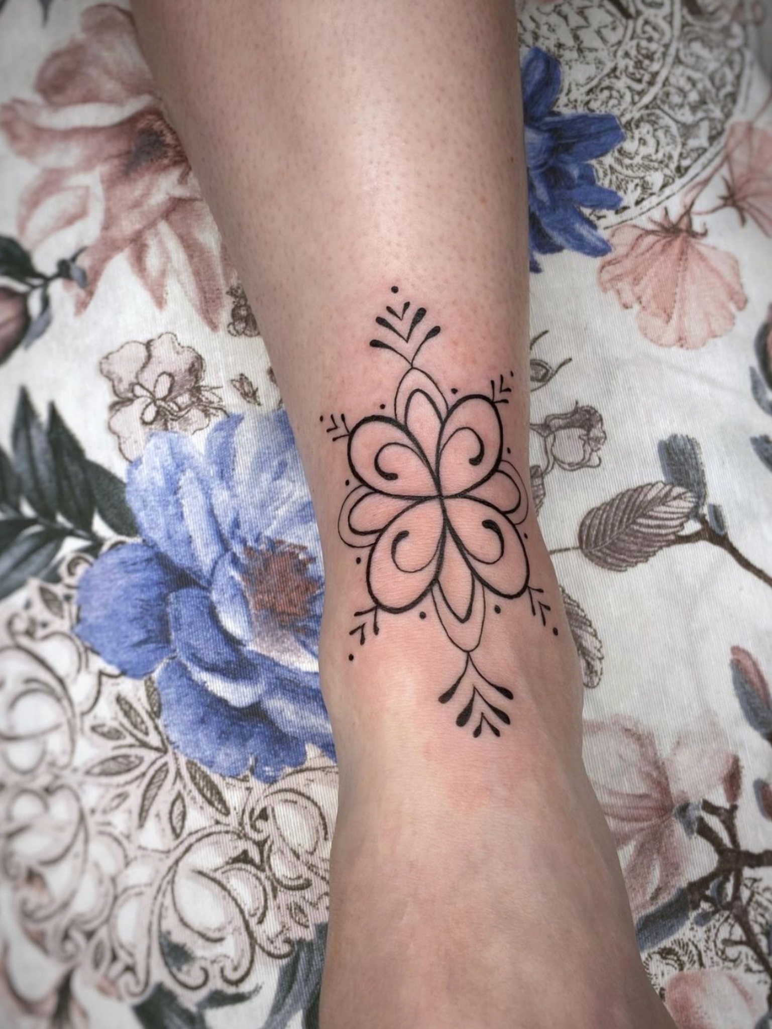 Tatouage ornemental Portfolio pépine Tattoo